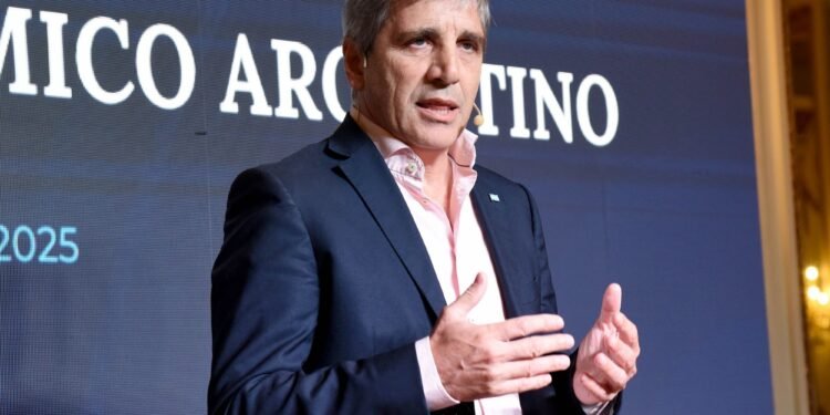 Caputo lanza un llamado a boicotear supermercados en Pilar por nueva tasa municipal