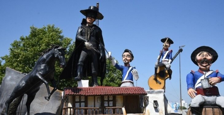 La Plata: se desata la polémica por la prohibición de la quema de muñecos en el centro