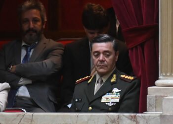 Milei designó nuevas cúpulas militares: el Ejército y la Armada tienen nuevos líderes