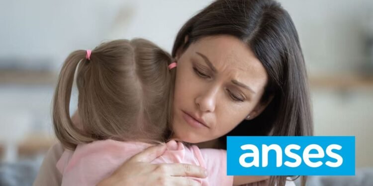 Aumento histórico en la Asignación por Adopción: ¿cuánto cobrarán las familias en diciembre?