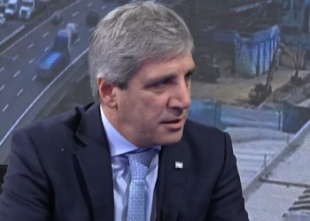 Caputo: "La provincia de Buenos Aires no puede endeudarse por incumplir la ley fiscal"