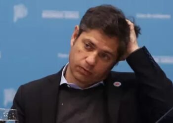 Kicillof advierte: sin endeudamiento, la Provincia de Buenos Aires recortará salud y educación