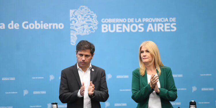 Verónica Magario decidió no asumir como diputada provincial y seguirá como vicegobernadora