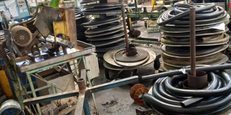 SOCAYA alcanzó un acuerdo paritario que mejora los salarios en la industria del caucho