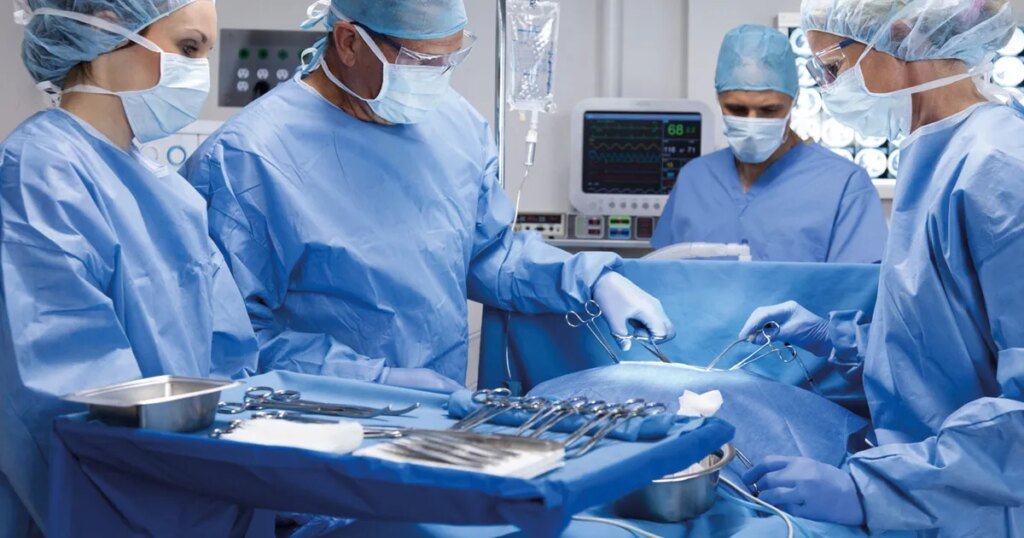 El Colegio de Médicos de la Provincia de Buenos Aires rechazó la reforma laboral por riesgos sanitarios