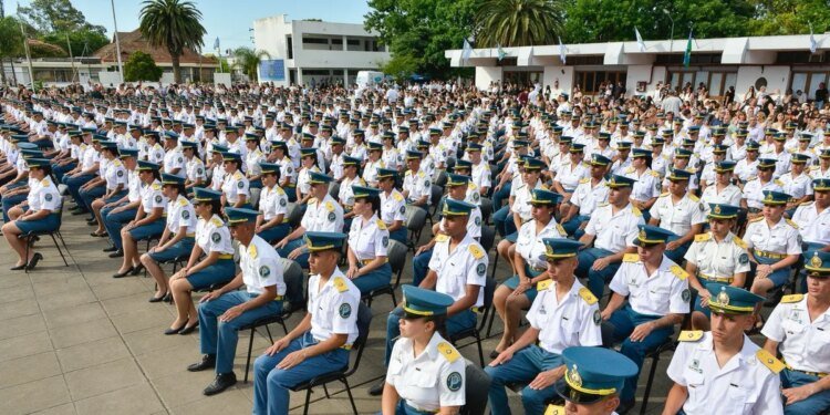 El Servicio Penitenciario Bonaerense ha egresado a 397 nuevos oficiales capacitados