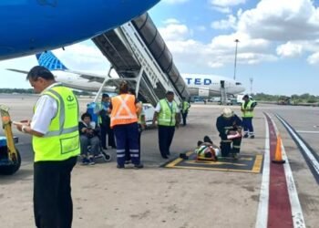 Seis heridos en Ezeiza tras la caída de un elevador hidráulico para pasajeros