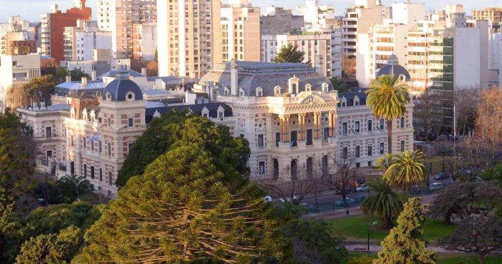 Provincia confirmó que el aguinaldo se pagará a los empleados antes de Navidad