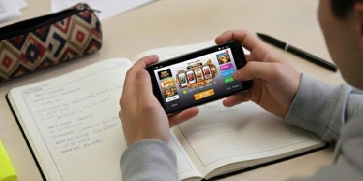 La Provincia de Buenos Aires denuncia 300 sitios de apuestas ilegales y busca frenar el acceso a menores