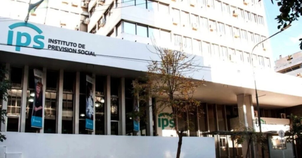 La Plata anticipa el pago del sueldo y confirma cuándo cobrarán el aguinaldo los municipales