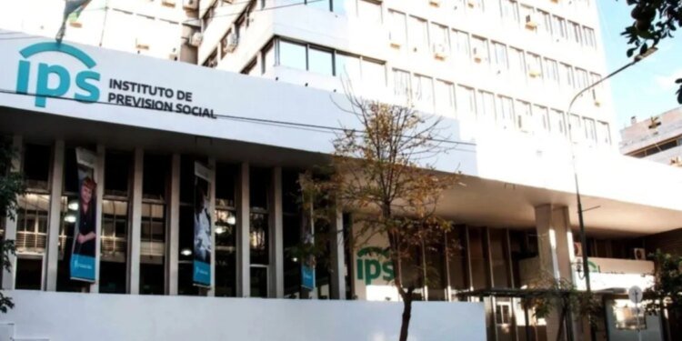 La Plata anticipa el pago del sueldo y confirma cuándo cobrarán el aguinaldo los municipales