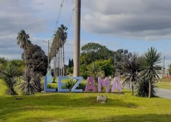 Lezama conmemora 16 años de autonomía y celebra su identidad con un gran festín comunitario
