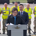 Milei presentó los F-16 en Córdoba y los aviones hicieron un vuelo rasante por Buenos Aires