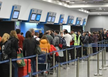 Sin paros, los vuelos aéreos en Argentina siguen funcionando con normalidad estas Fiestas