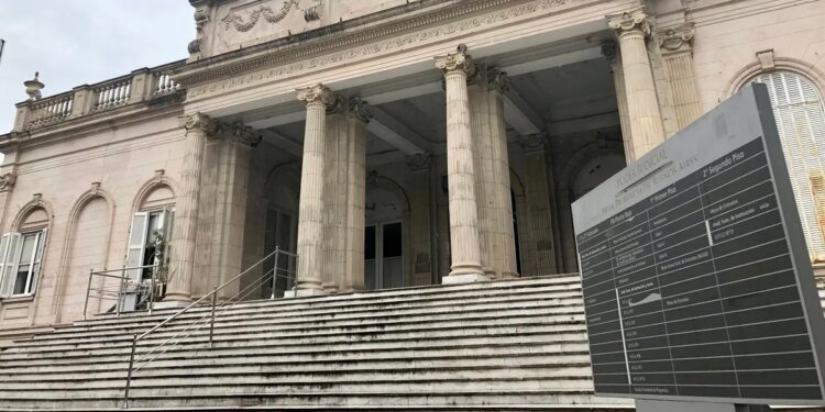 Empleados públicos de la Provincia de Buenos Aires disfrutan de un fin de semana largo de 5 días