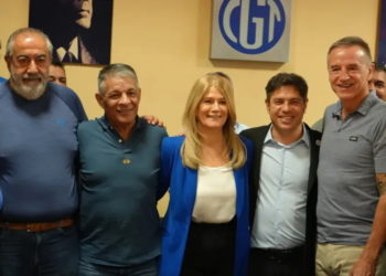 La CGT se reunió con Axel Kicillof y criticó la reforma laboral de Javier Milei