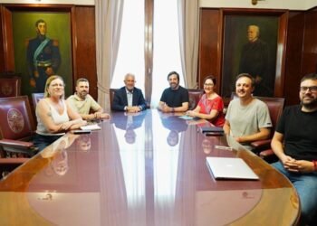 Alak y Kreplak acuerdan nuevas obras para mejorar la salud en La Plata y potenciar CAPS