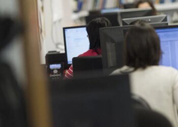 La Provincia de Buenos Aires proyecta 530.922 empleados públicos en el Presupuesto 2026