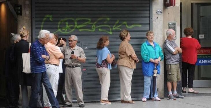 Milei anticipó cómo será el calendario de pago de jubilaciones en febrero