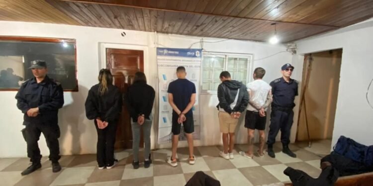 Detienen a la abogada de Morena Rial acusada de robar en el Partido de la Costa