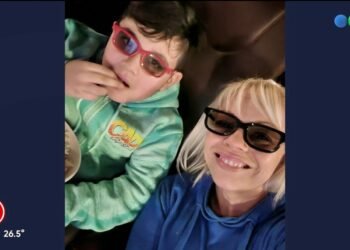 Mujer y su hijo de 7 años fueron hallados sin vida en un hotel de Recoleta