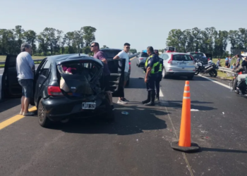 Violento choque en la Ruta 2: tres heridos y demoras hacia Mar del Plata