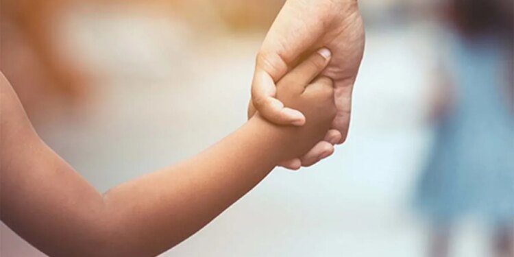 Provincia de Buenos Aires promulga ley que acelera procesos de adopción y protege a los niños