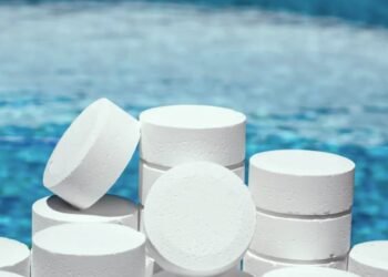 La ANMAT prohibió un desinfectante para piletas tras irregularidades en su etiquetado