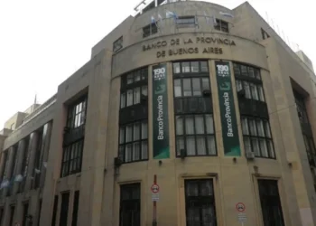 Kicillof negoció sillas en el Banco de la Provincia de Buenos Aires para aprobar su endeudamiento