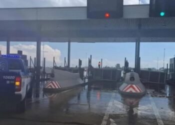 Temporal letal en Córdoba: falleció un trabajador del peaje por una cabina voladora