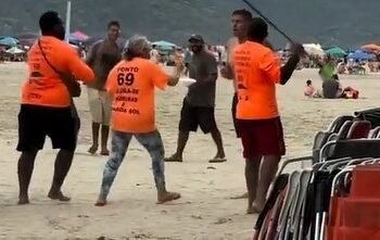 Turista argentino atacó a vendedores de choclos y terminó en medio de una violenta pelea en Camboriú