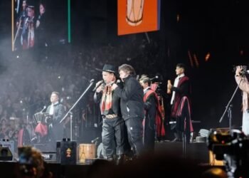 Jesús María: Javier Milei emocionó al cantar "Amor Salvaje" junto al Chaqueño y agradecer a Córdoba