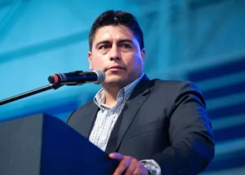 Gobierno de Santa Cruz sanciona a gremio docente y complica inicio del ciclo lectivo