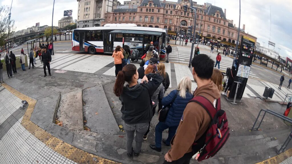 Aumentos en el transporte: nuevos precios de colectivos y subtes en la Provincia de Buenos Aires