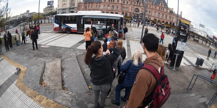 Aumentos en el transporte: nuevos precios de colectivos y subtes en la Provincia de Buenos Aires