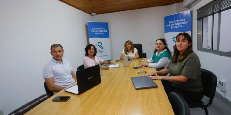 Aumentos salariales en Río Negro: el Gobierno propone ajustes por inflación para 2026