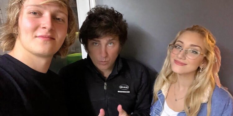 Inhabilitan a Eugenia Rolón, influencer libertaria, tras choque y alcoholemia en la Provincia de Buenos Aires