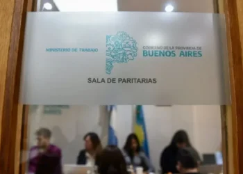 Kicillof convoca a paritarias estatales en Buenos Aires: expectativas y preocupaciones para el 13