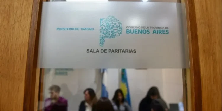 Kicillof convoca a paritarias estatales en Buenos Aires: expectativas y preocupaciones para el 13