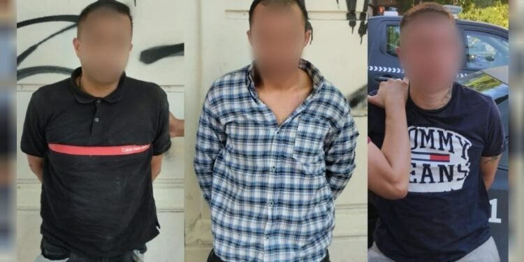 Detienen a tres motochorros y recuperan $30 millones de una salidera en Balvanera