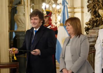 La reforma laboral pende de un hilo: Milei define su suerte entre provincias y el Senado