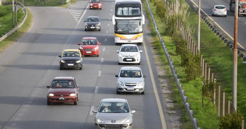 Multas millonarias y radares: la Provincia de Buenos Aires lanza controles para el verano