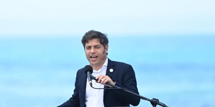 Kicillof reinicia su agenda en la Costa Atlántica y da el primer paso político de 2026