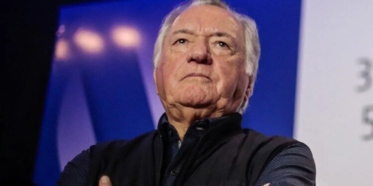 Barrionuevo convoca a 400 sindicalistas en Mar del Plata para debatir la reforma laboral