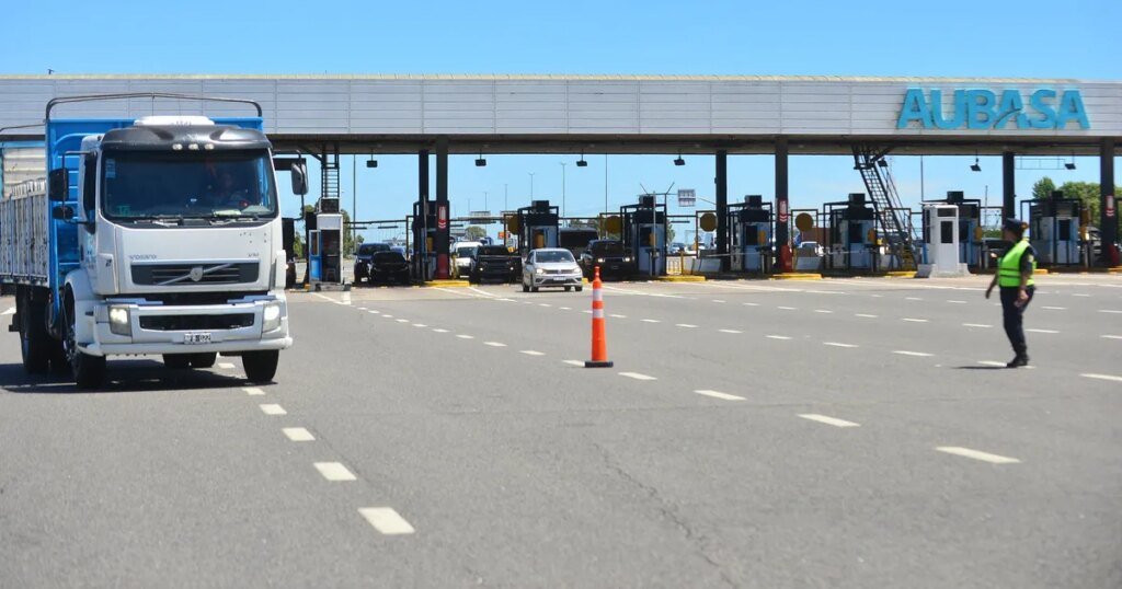 Aumentan los peajes en la Provincia de Buenos Aires: impacto en rutas y vacaciones