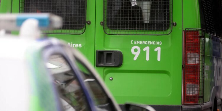 Kicillof autorizó licitación para modernizar el sistema de emergencias 911 en Provincia de Buenos Aires