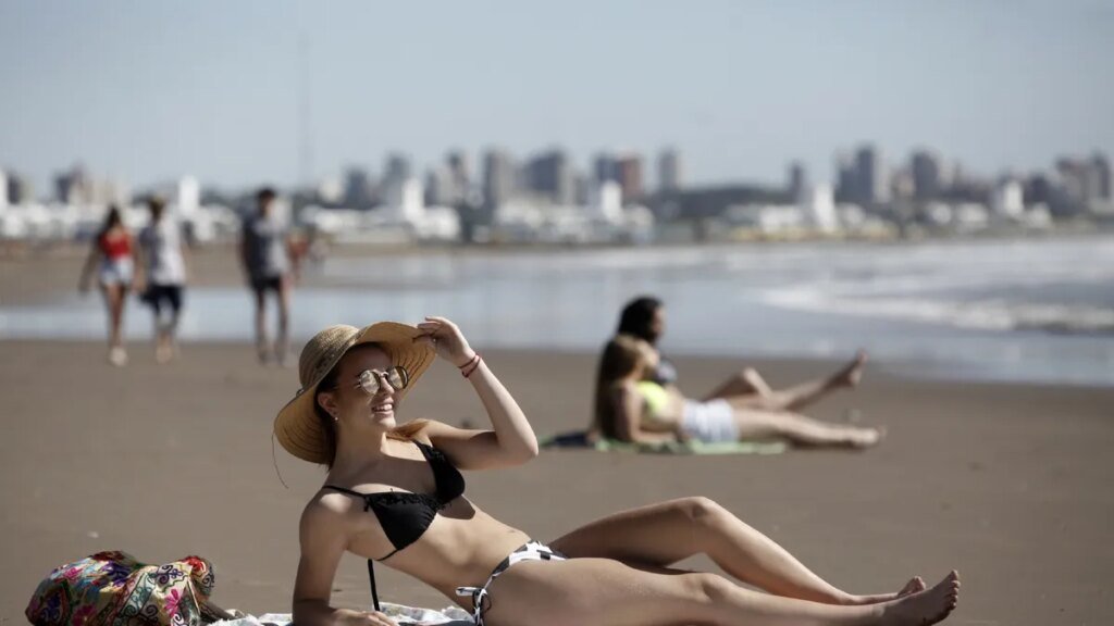 Verano 2026 en la Provincia de Buenos Aires: escapadas cortas y turismo cauteloso