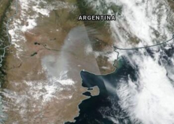 Humo de incendios en Patagonia afecta la calidad del aire en la Provincia de Buenos Aires