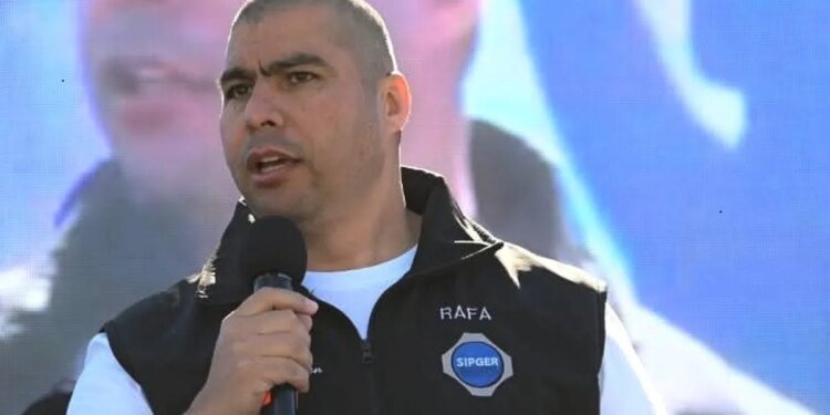 Gremio petrolero de Santa Cruz en estado de alerta por falta de respuesta salarial