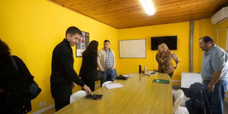 Paritarias en Río Negro: se reanudan las negociaciones salariales entre el gobierno y estatales